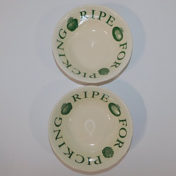 Set 2 Wood & Sons The Kitchen Garden Green Ripe For Picking Fruit Bowls 6.5" - Picture 2 of 4